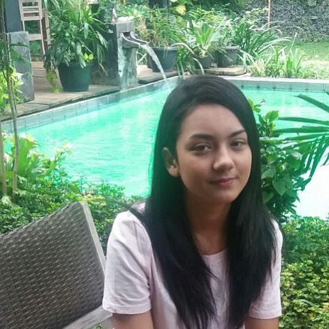 10 Potret transformasi Ersya Aurelia, pipinya yang chubby bikin gemas