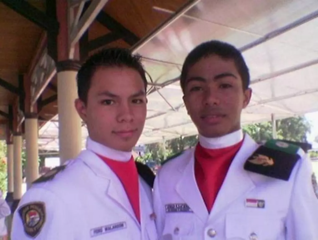 Potret lawas 8 seleb saat ikut ekskul di sekolah, kece banget