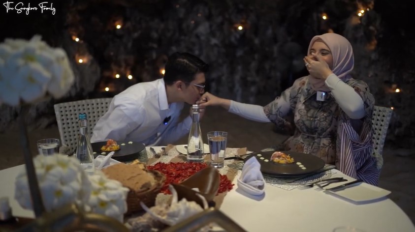 10 Momen private dinner Irwansyah dan Zaskia Sungkar, bikin haru