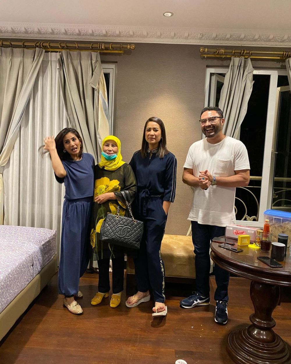 8 Momen ibunda Inul bertemu para pemain Ikatan Cinta, seru abis