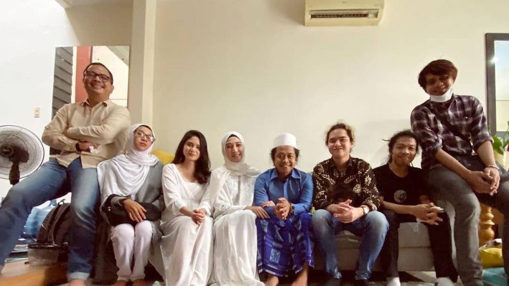 7 Momen Dul Jaelani bareng keluarga Tissa Biani, kompak abis 