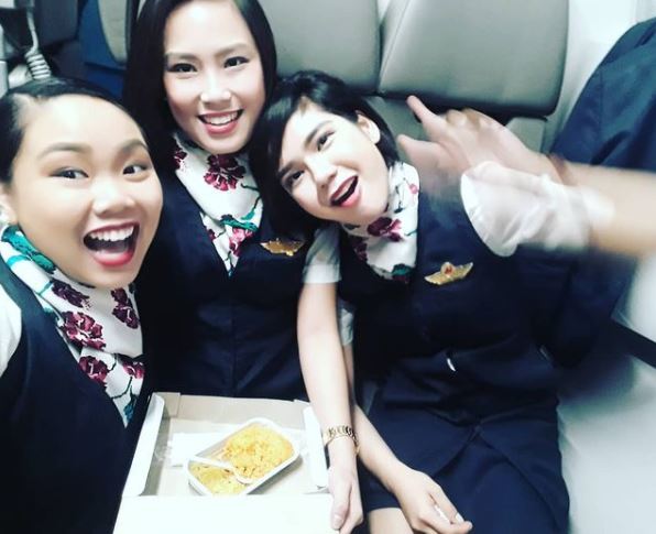 7 Kisah haru Em Enrique, pramugari yang di-PHK lalu jualan alpukat