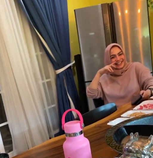 10 Momen kocak Dimas Ahmad tak kenali Mama Rieta ibunda Nagita Slavina