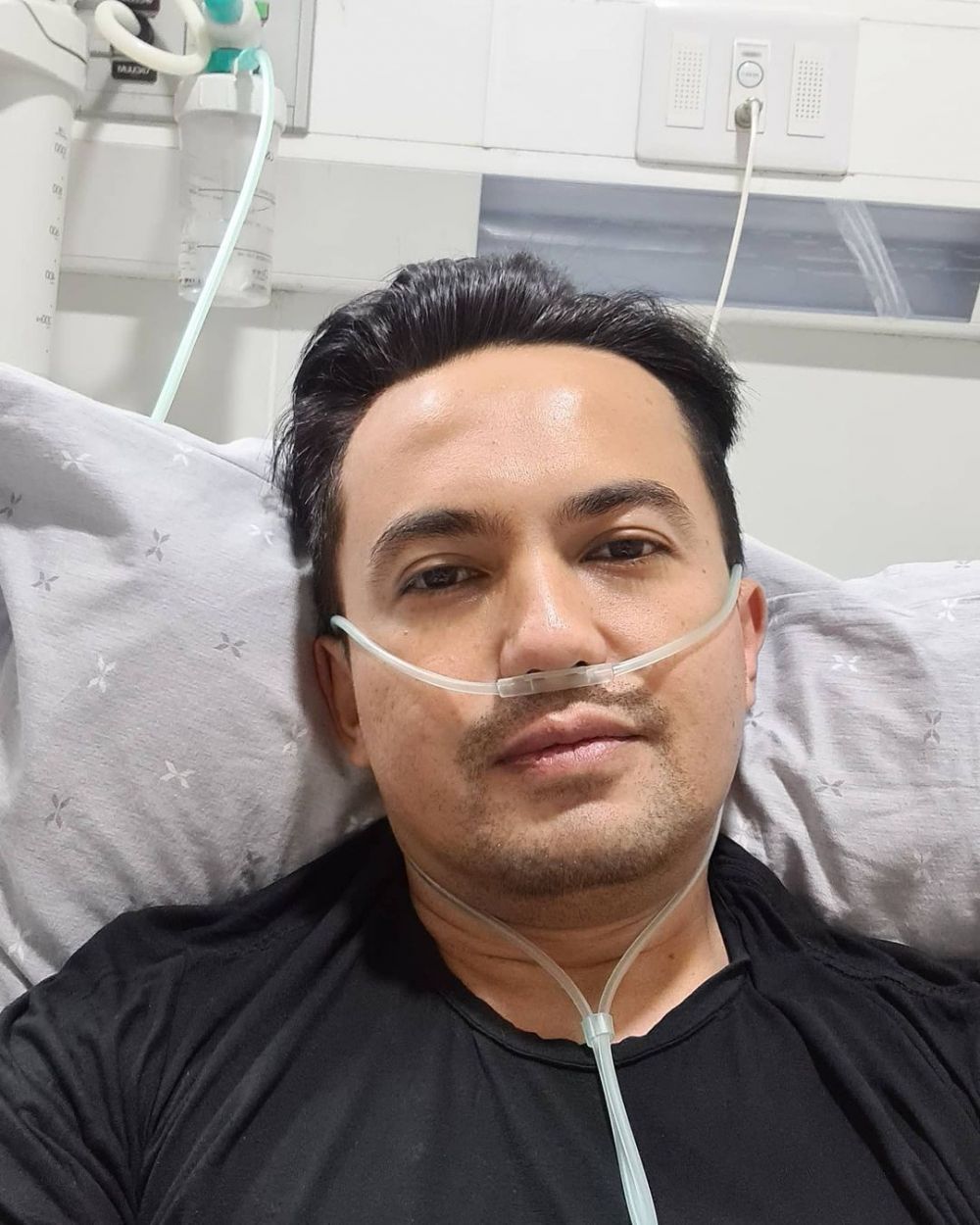 Unggah foto terbaring di rumah sakit, Sahrul Gunawan banjir doa