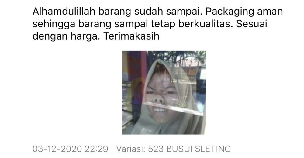 16 Foto nggak nyambung di kolom review produk, lucu tapi ngeselin