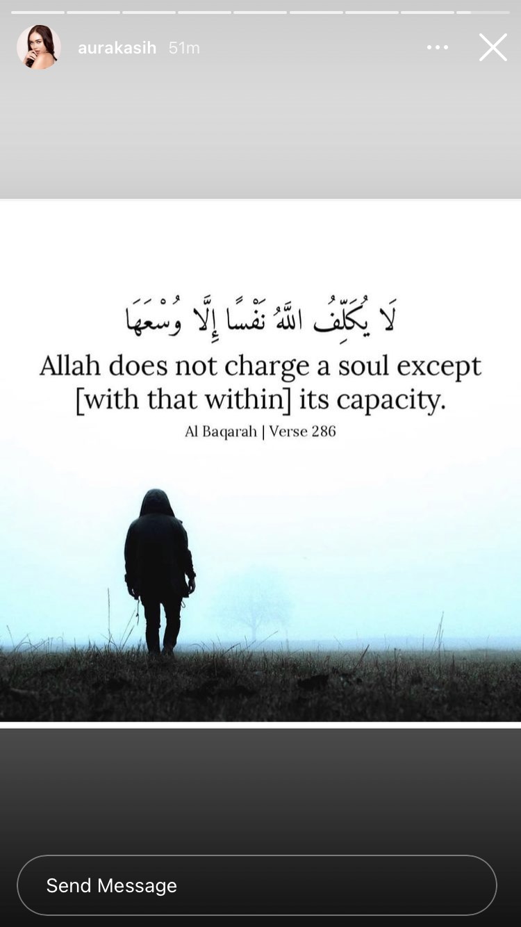 5 Fakta Aura Kasih gugat cerai Eryck Amaral, tak serumah sejak pandemi