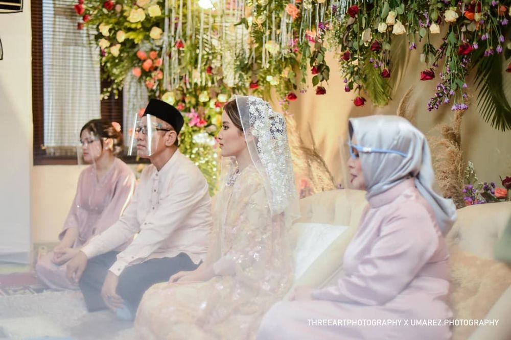 Jelang nikah, ini 10 momen siraman dan pengajian Rosiana Dewi