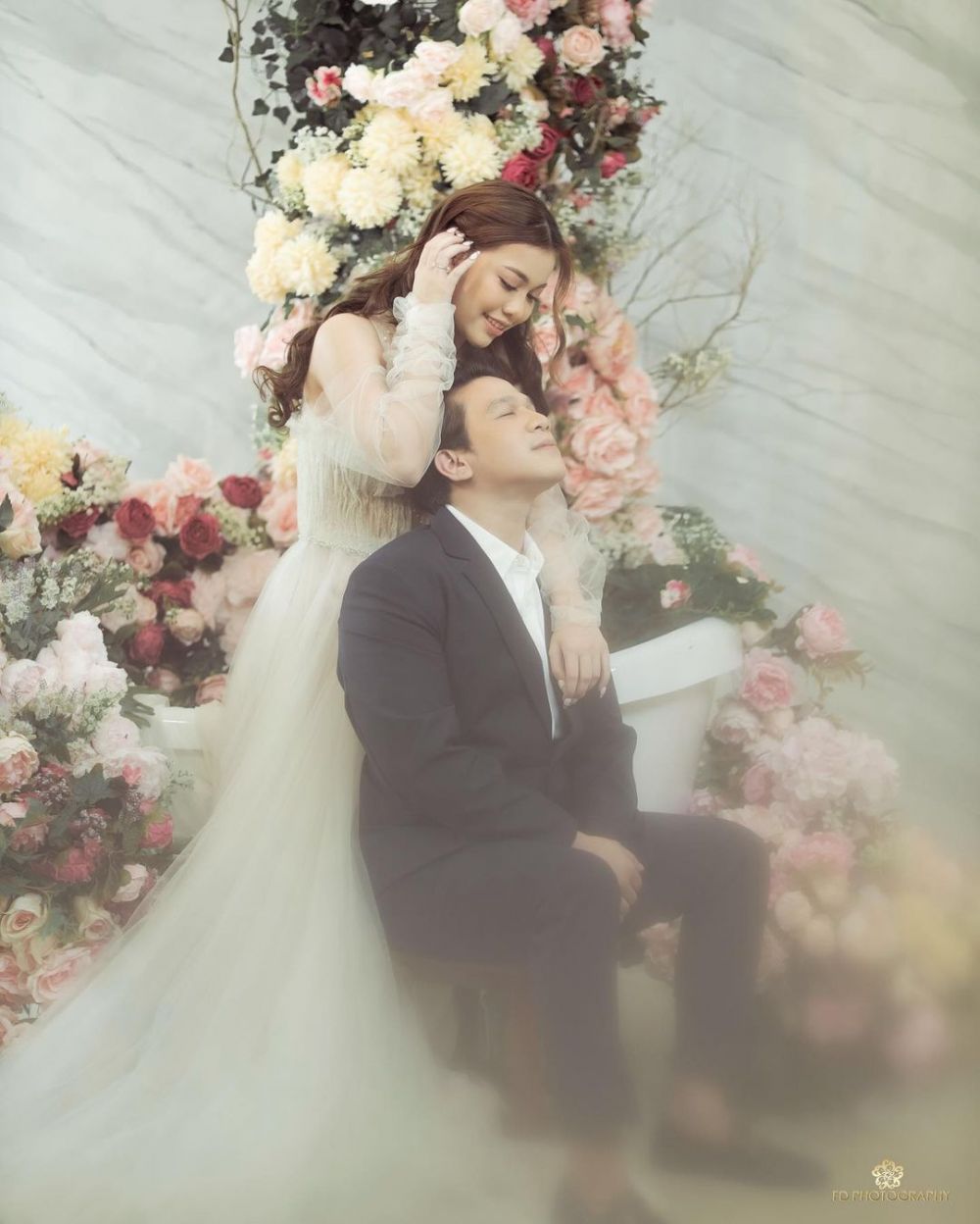 8 Pemotretan Jordi Onsu dan Frislly Herlind, bak prewedding