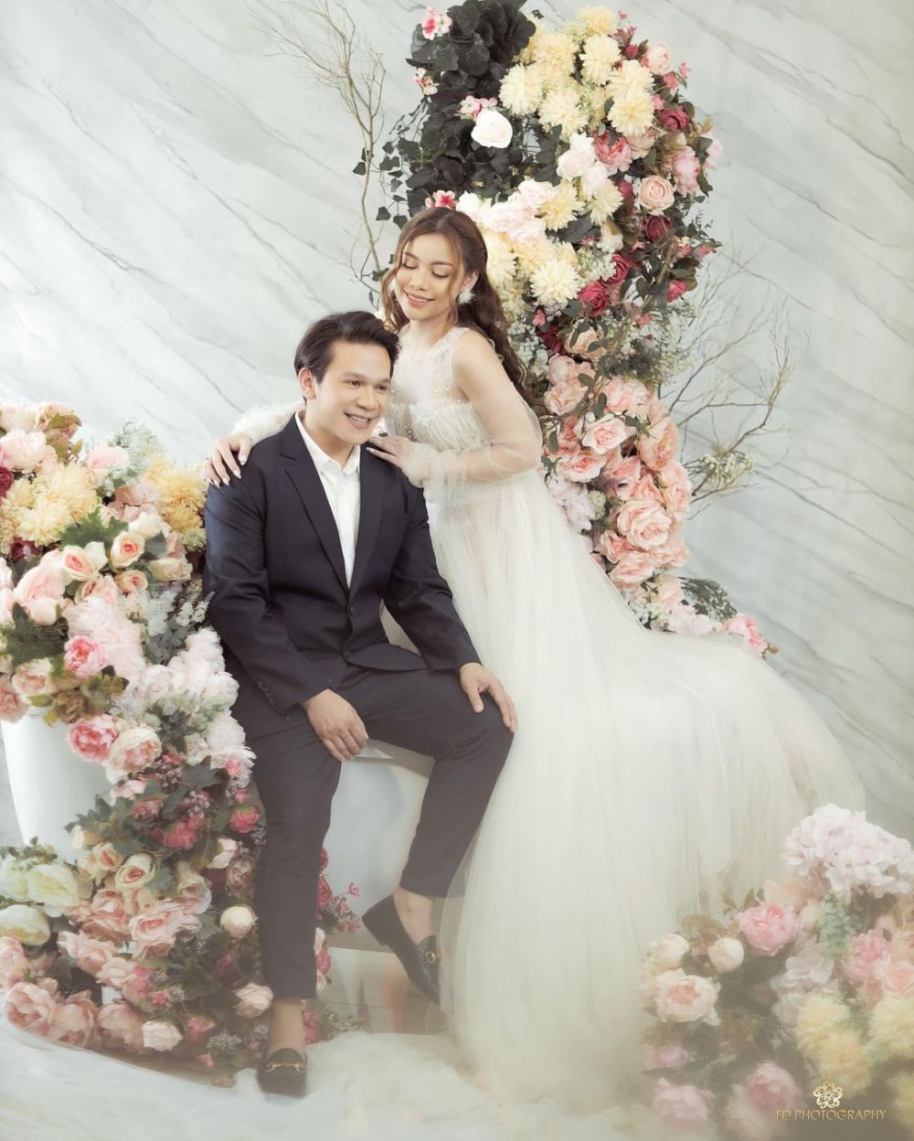 8 Pemotretan Jordi Onsu dan Frislly Herlind, bak prewedding
