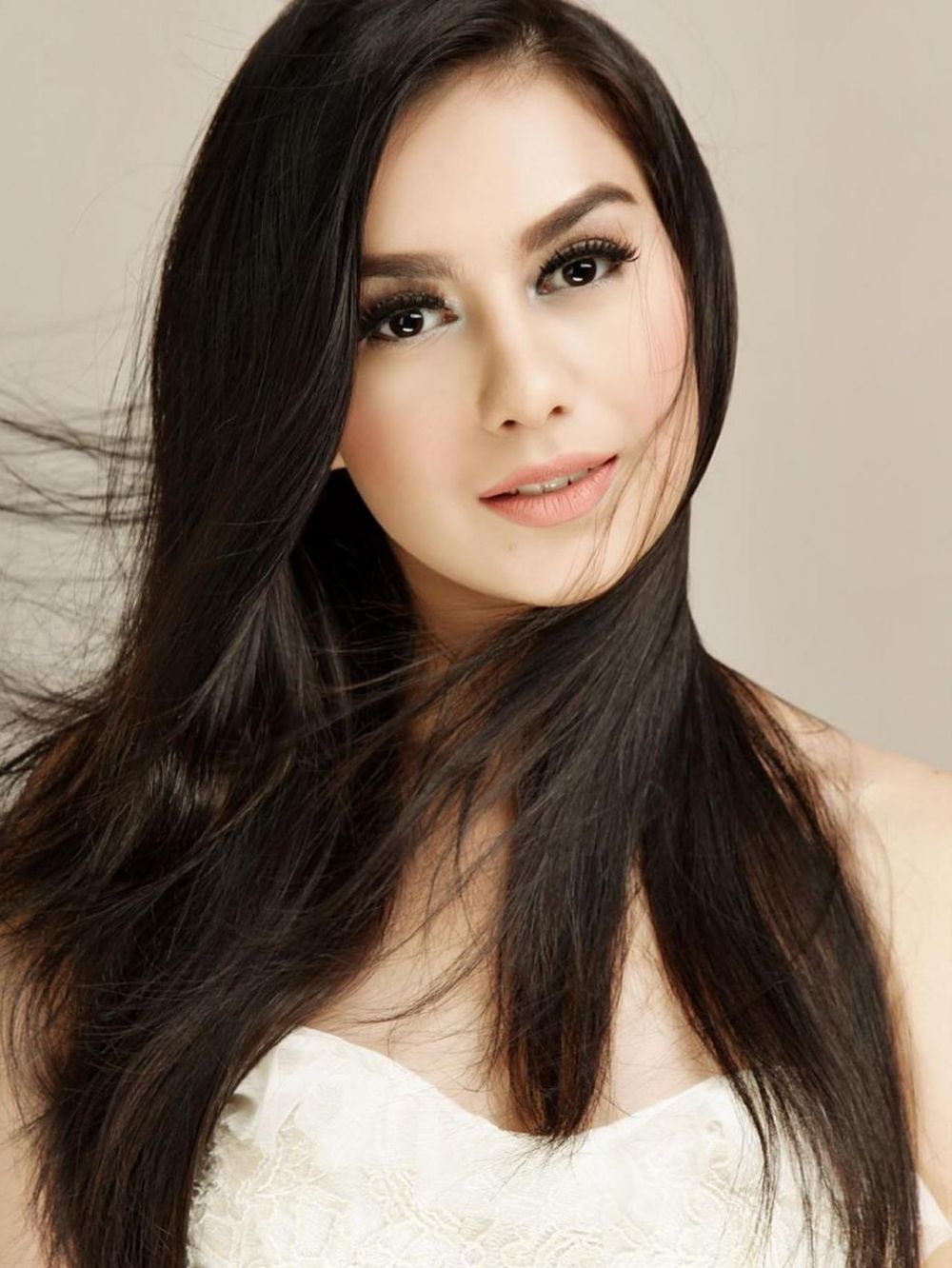 Potret awal karier 10 aktris langganan protagonis, parasnya manglingi