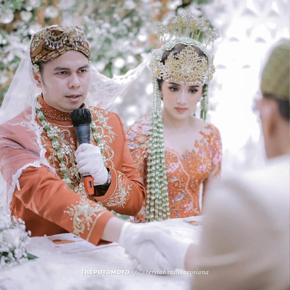 10 Momen pernikahan Rosiana Dewi dan Handika Pratama, pakai adat Sunda