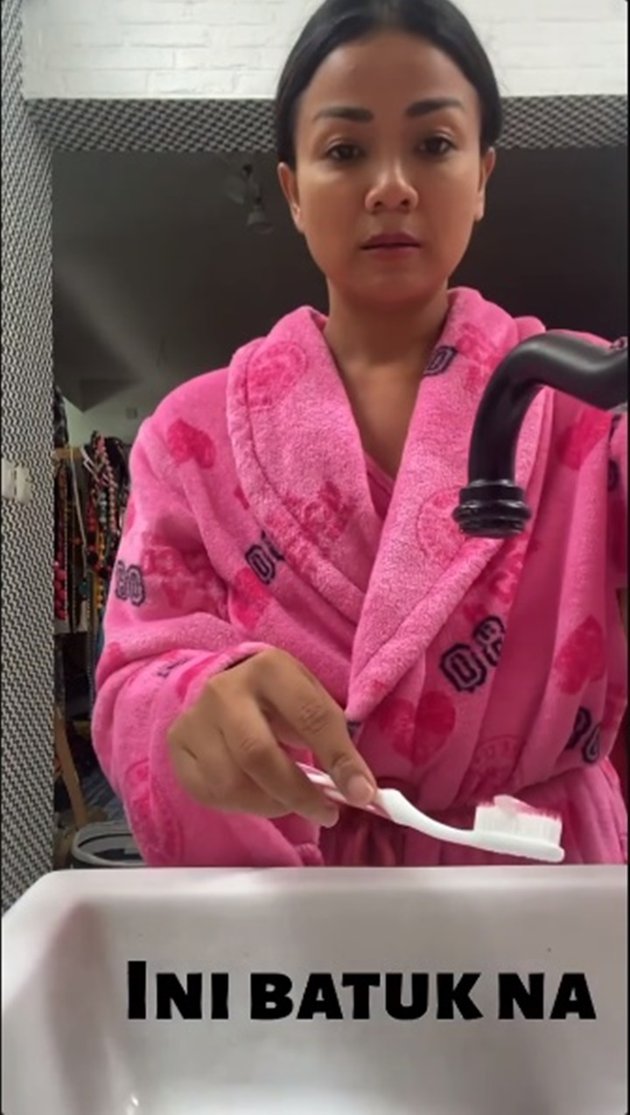 12 Potret aktivitas Nirina Zubir berjuang sembuh dari Covid-19