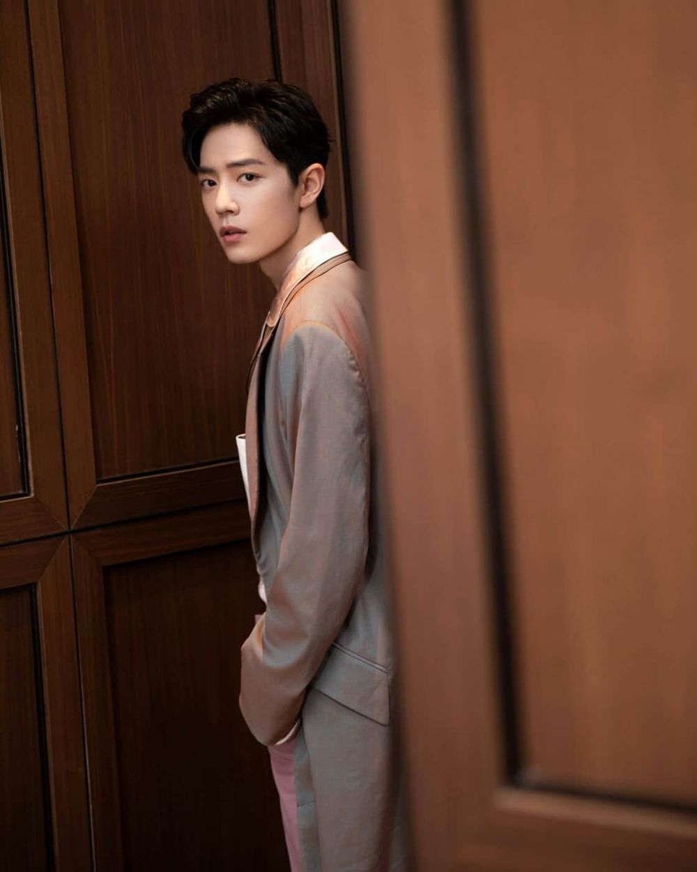 10 Potret Xiao Zhan, bintang top China tertampan nomor satu di dunia