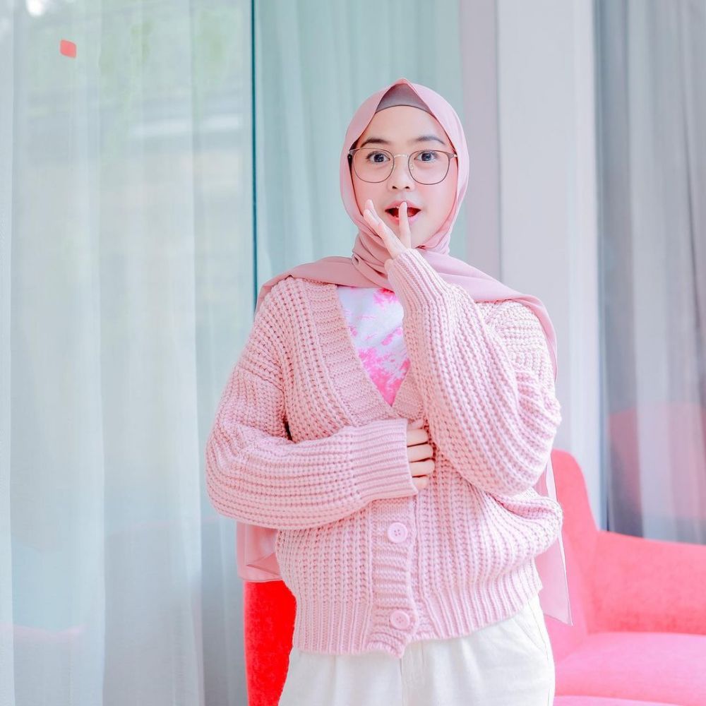 Jarang terekspos, ini nama asli 8 selebgram Indonesia