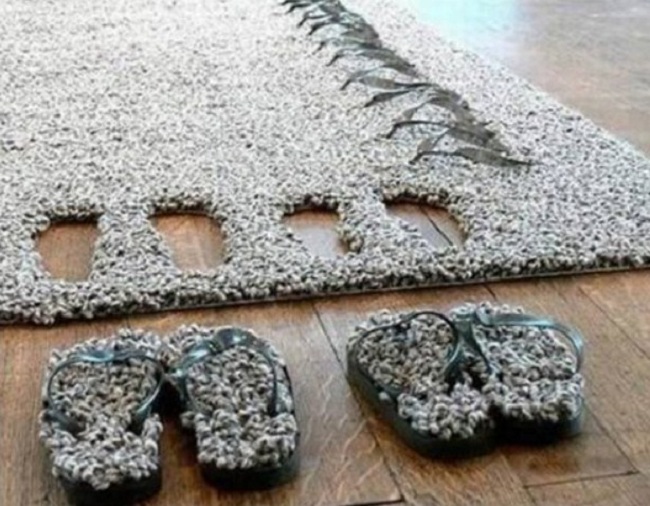 10 Kreasi alas kaki handmade ini nyelenehnya bikin dahi berkerut