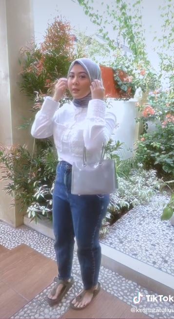 10 Potret terbaru Kesha Ratuliu, sukses turun berat badan 10 kg