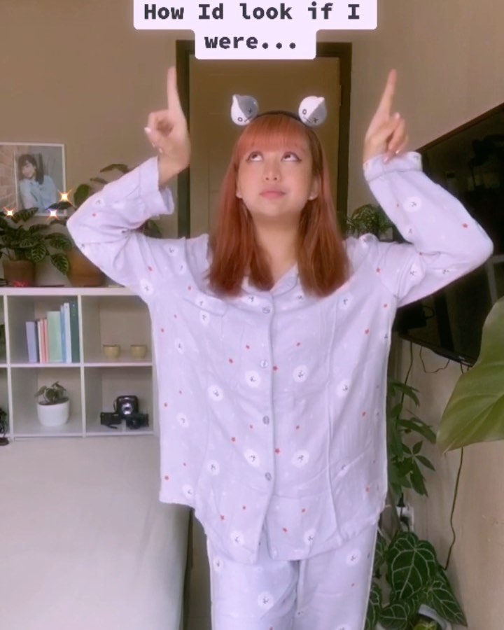 10 Potret rumah Ghea Indrawari, kamarnya ada pernak-pernik K-Pop