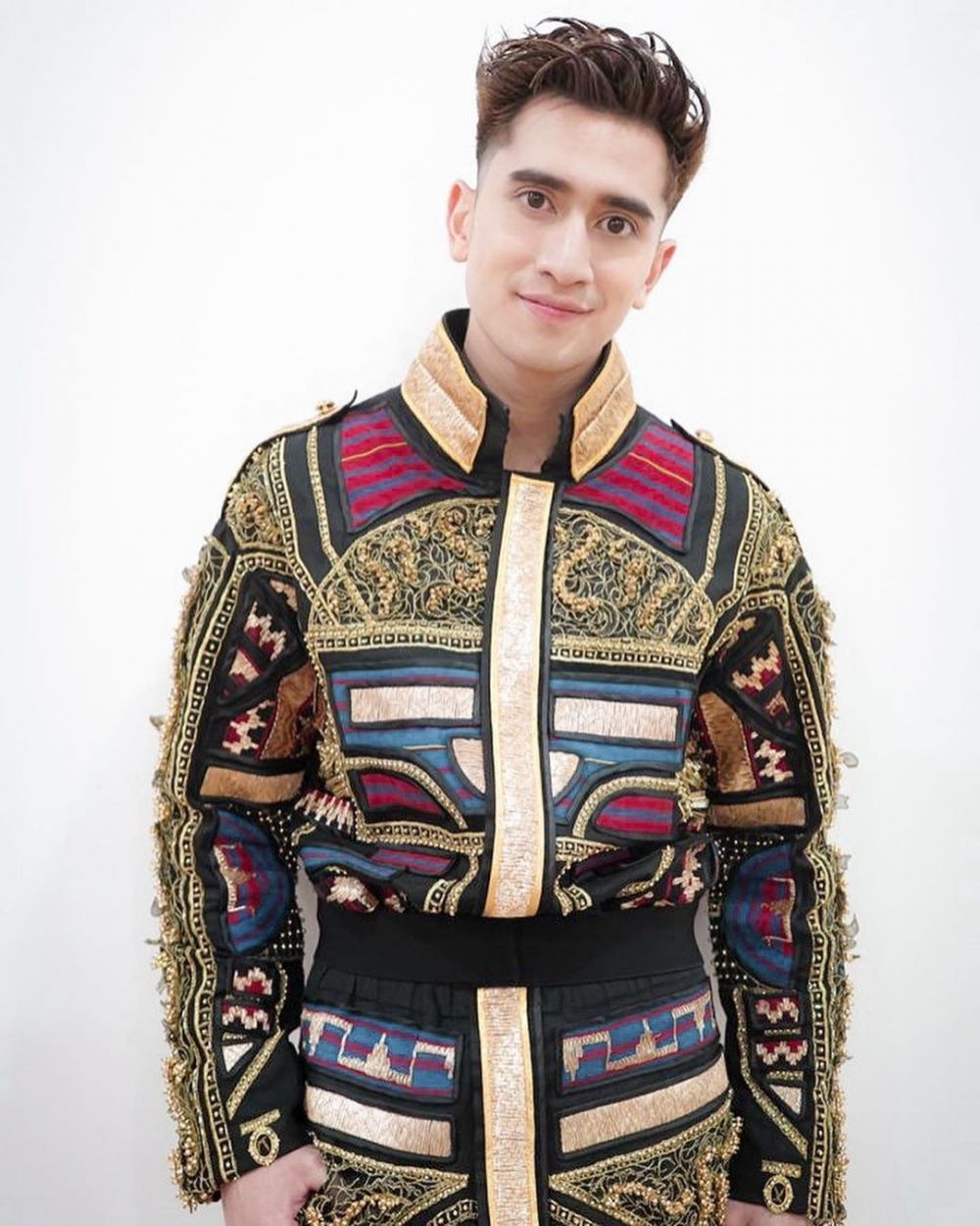 10 Seleb Tanah Air yang naik daun di tahun 2020, ada Arya Saloka