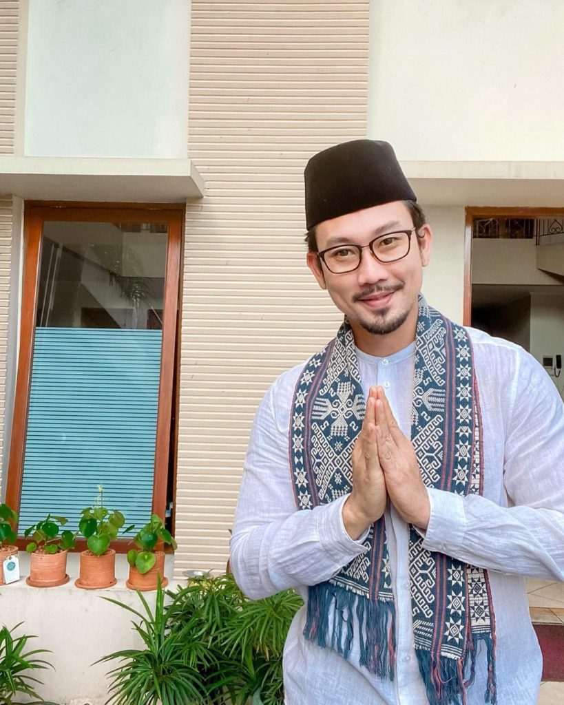 10 Penampakan rumah Denny Sumargo, gabung dengan bangunan kos