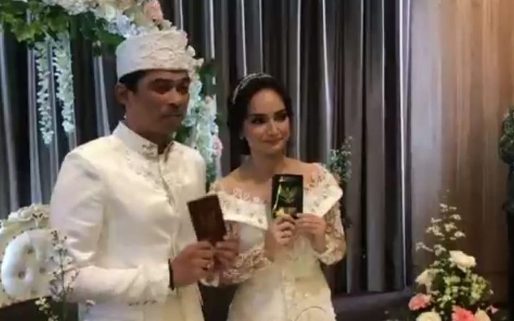 Mahar 10 pasangan artis saat menikah 2020, ada yang kasih kotak m