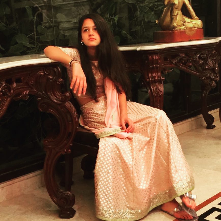 Tak banyak yang tahu, 10 seleb Bollywood ini cucu artis senior