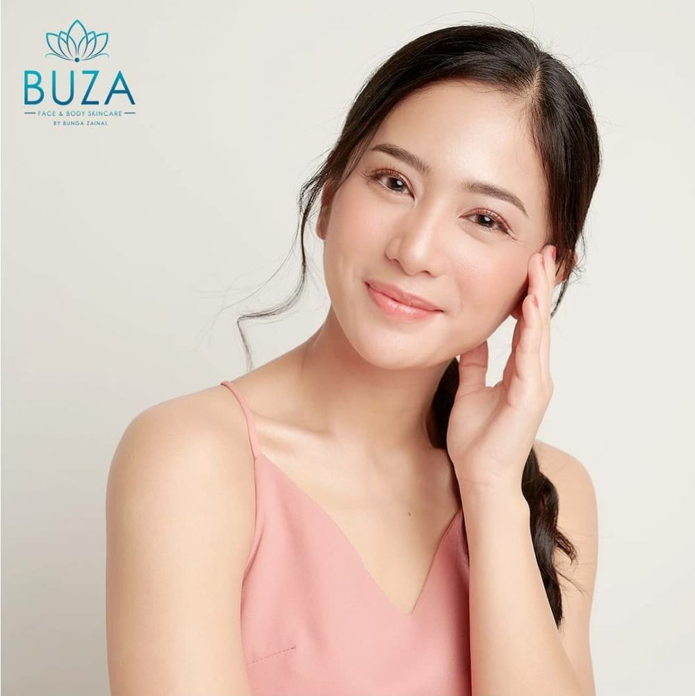Pintar merawat diri, 7 seleb ini luncurkan produk skincare