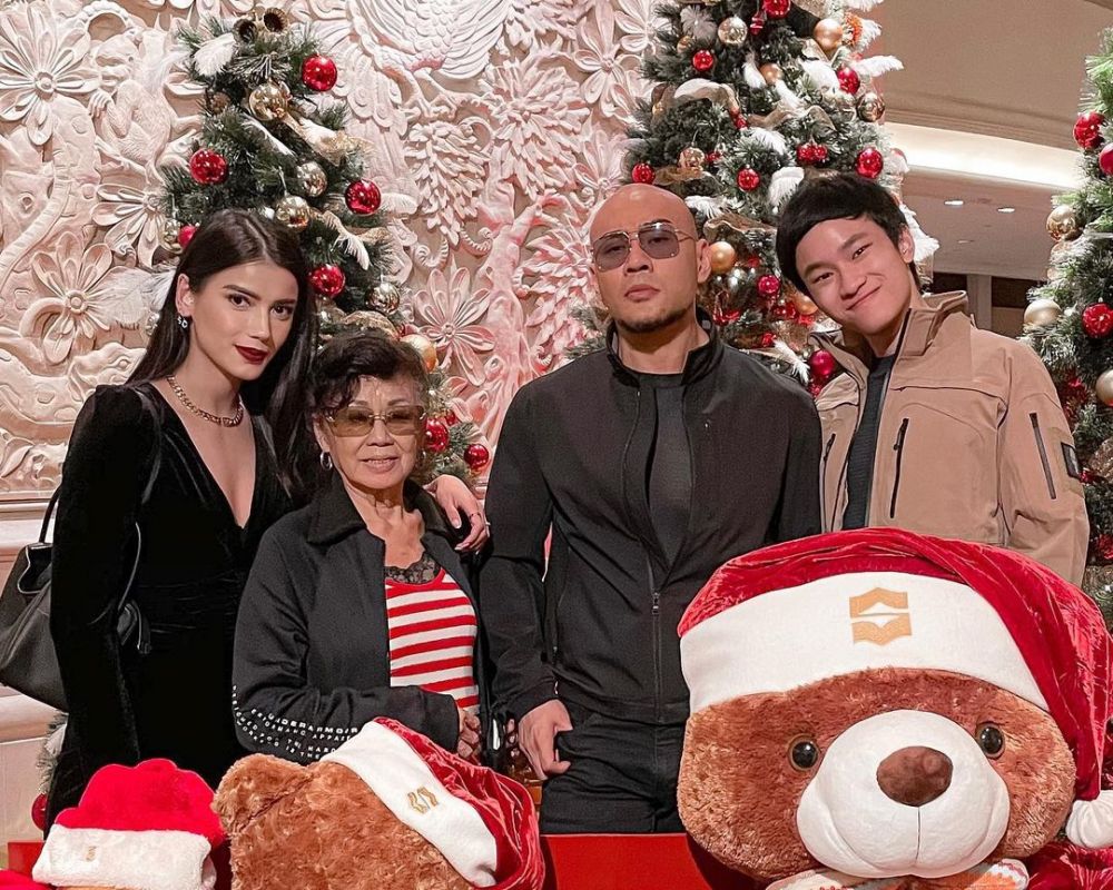 8 Momen hangat Sabrina Chairunnisa dan calon mertua, olahraga bareng