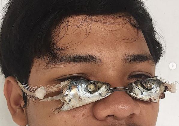 10 Desain kacamata handmade ini nyelenehnya bikin auto tepuk jidat