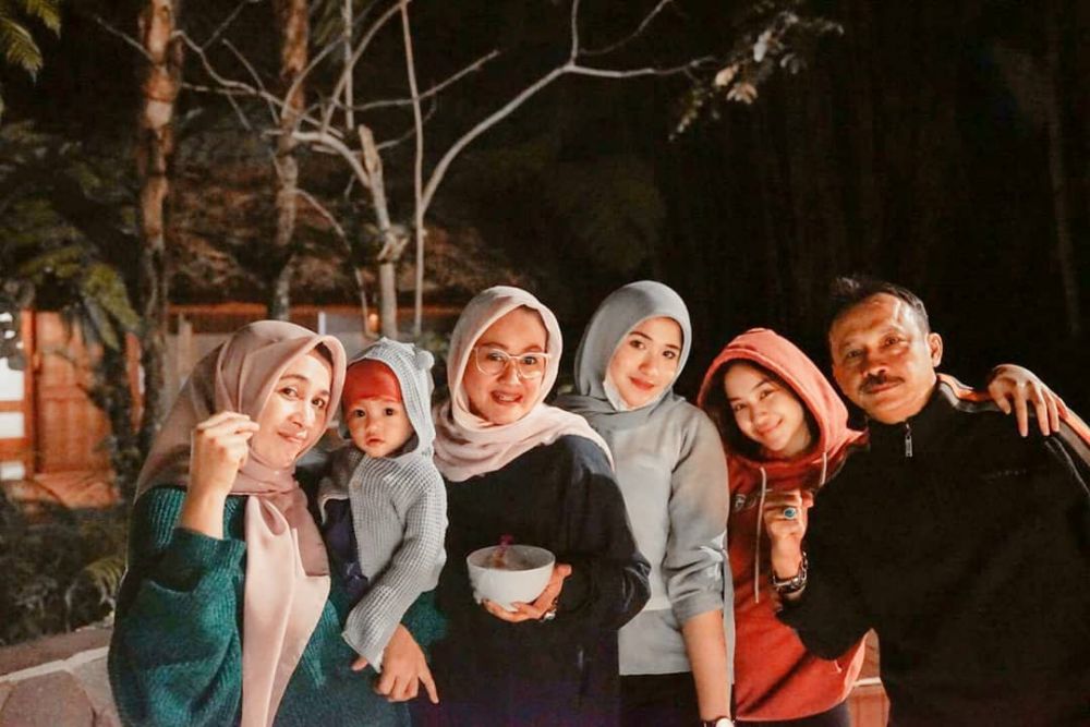 7 Momen babymoon Adzana Bing Slamet di Bogor, seru bareng keluarga