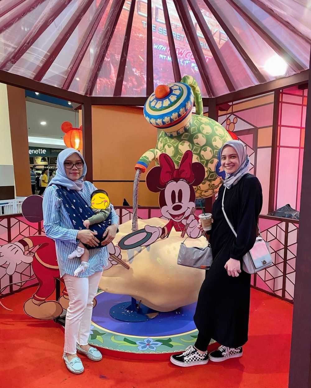 Jarang tersorot, ini 9 momen kedekatan Putri Anne dan ibunda