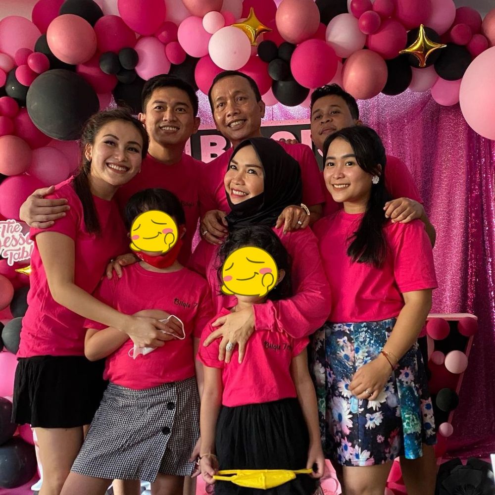 9 Momen Ayu Ting Ting rayakan ultah Bilqis ke-7, Adit Jayusman disorot