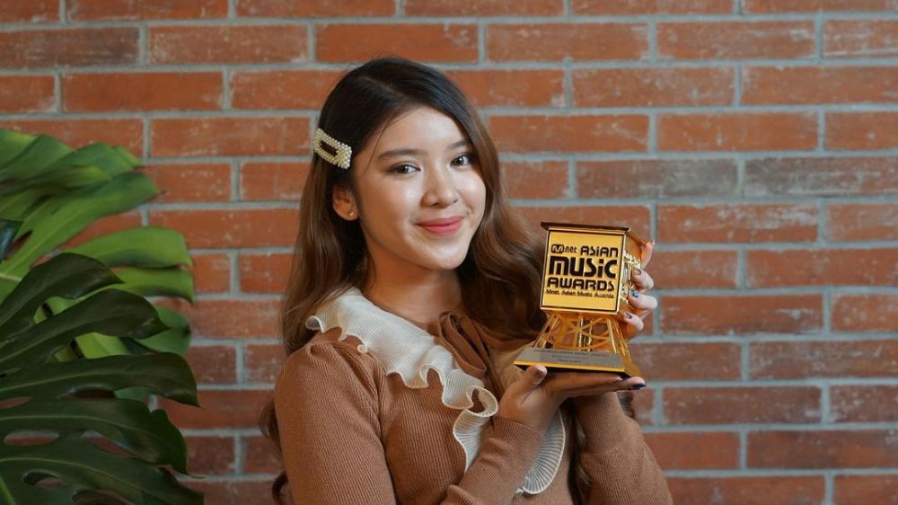 9 Cerita lika-liku Tiara Andini jadi artis muda, nangis karena netizen