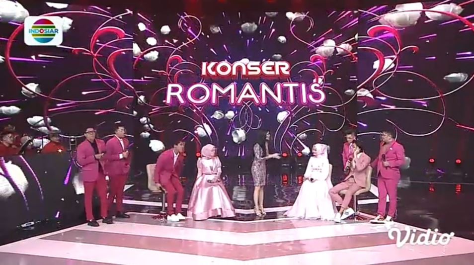 7 Momen seru Dinda Hauw-Rey Mbayang satu panggung bareng Lesty-Billar