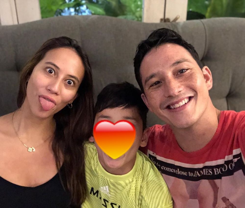 Momen 7 seleb dekat dengan anak sang kekasih, akrab banget