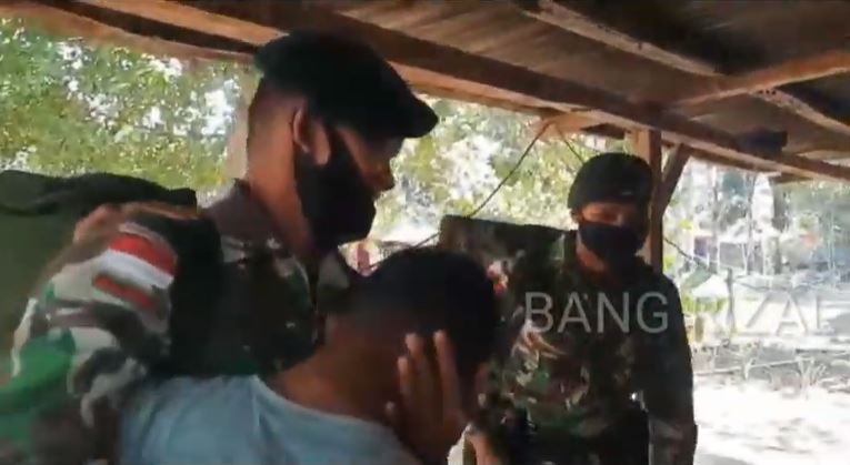 Kisah anak-anak di perbatasan tangisi TNI yang akan pulang, bikin haru