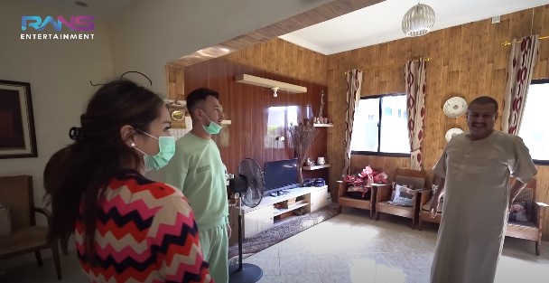 Jadi trending topic, ini 6 momen seru Pak Muh bareng seleb Tanah Air