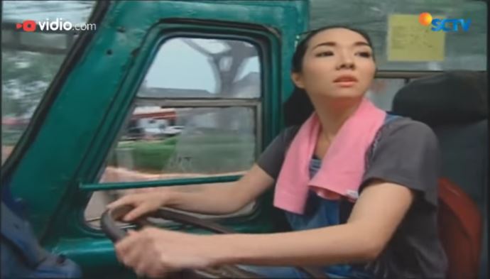 10 Potret jadul Gisella Anastasia saat akting, pernah jadi sopir