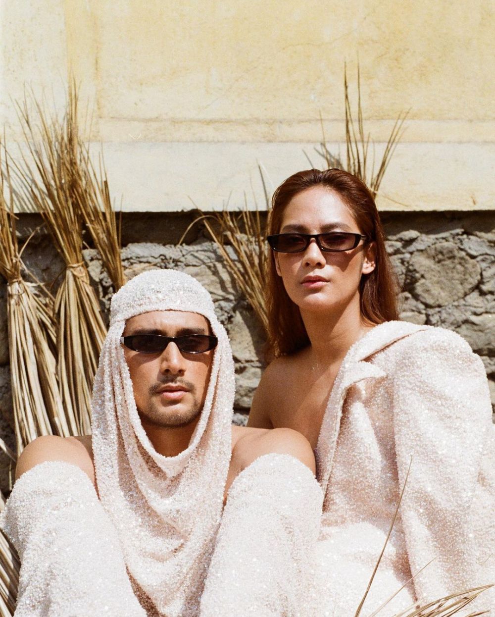 10 Potret Tara Basro dengan gaya etnik, Daniel Adnan curi perhatian