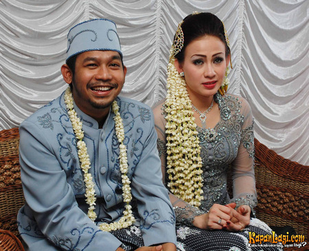 Potret lawas 10 komedian saat menikah, penampilannya manglingi