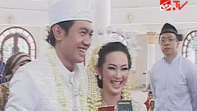 Potret lawas 10 komedian saat menikah, penampilannya manglingi