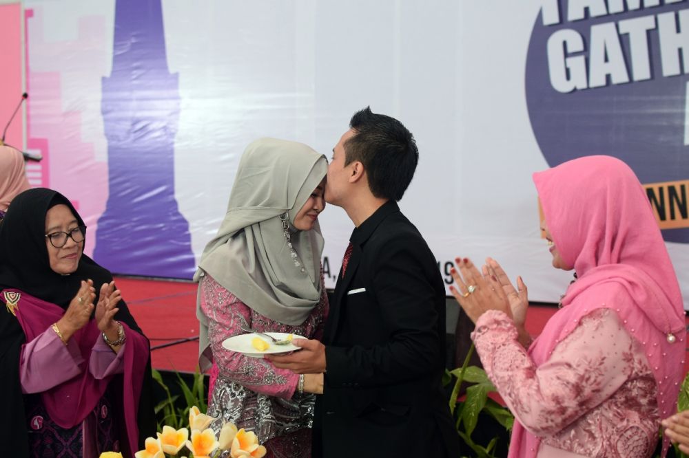 Nih sosok perempuan dibalik sukses DRW Skincare, dukung suami dari nol