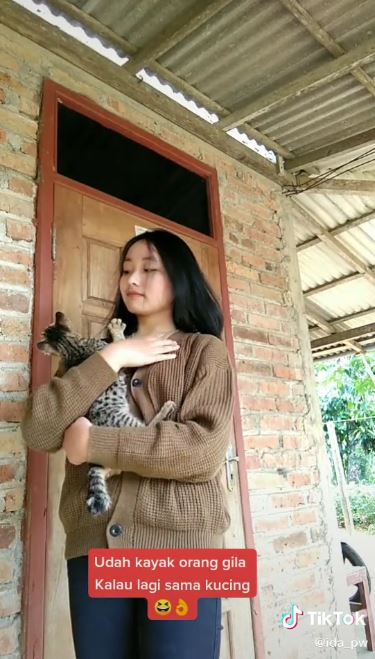 9 Penampakan rumah Ida Tiktokers 'kembaran' Natasha Wilona, sederhana