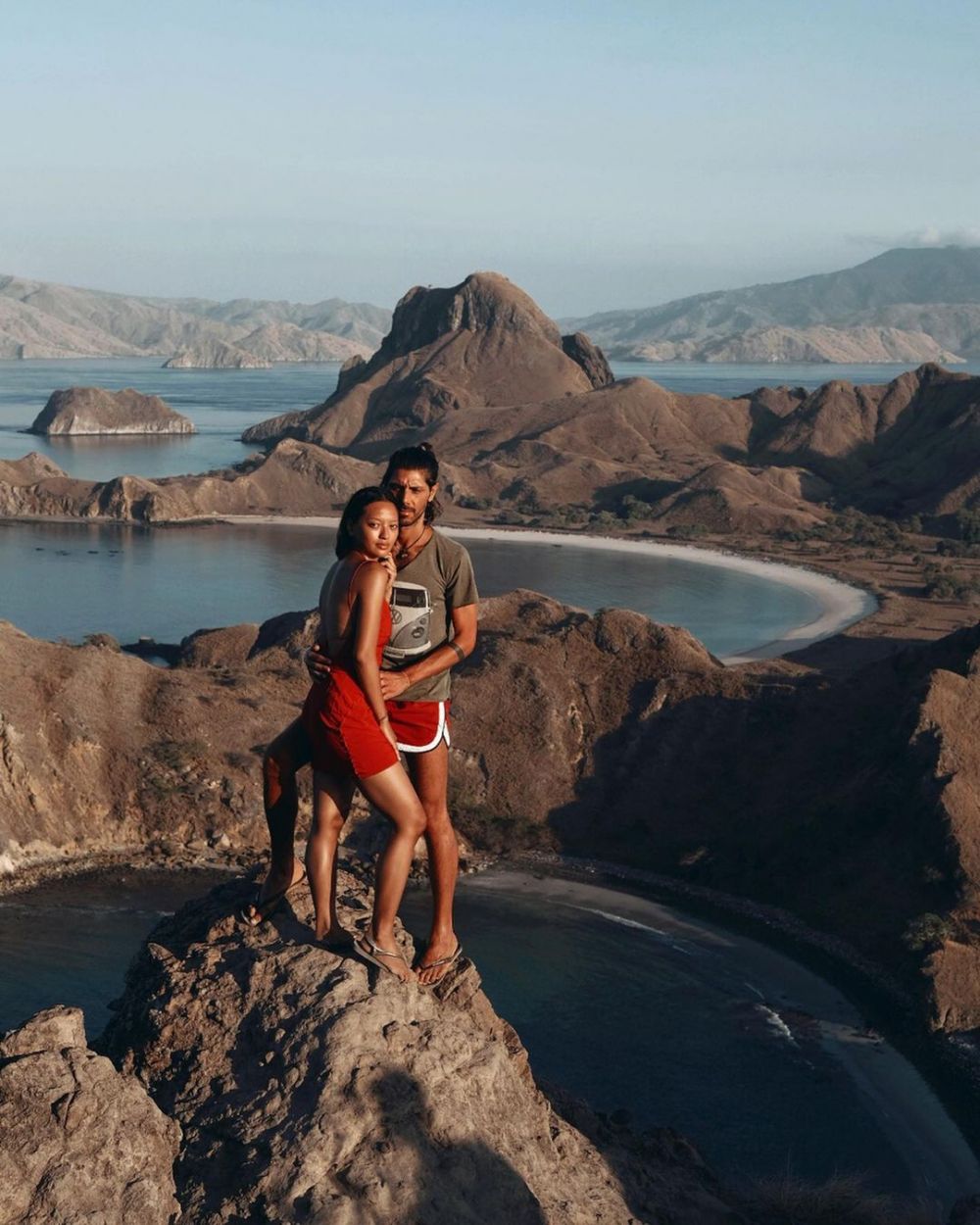 10 Potret kebersamaan Asmara Abigail dan pacar bulenya, mesra abis