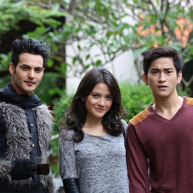 Potret 9 seleb Bollywood saat main sinetron Indonesia, curi perhatian