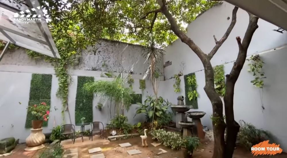 15 Potret kamar mewah Randy Martin, ada koleksi mainan jadul