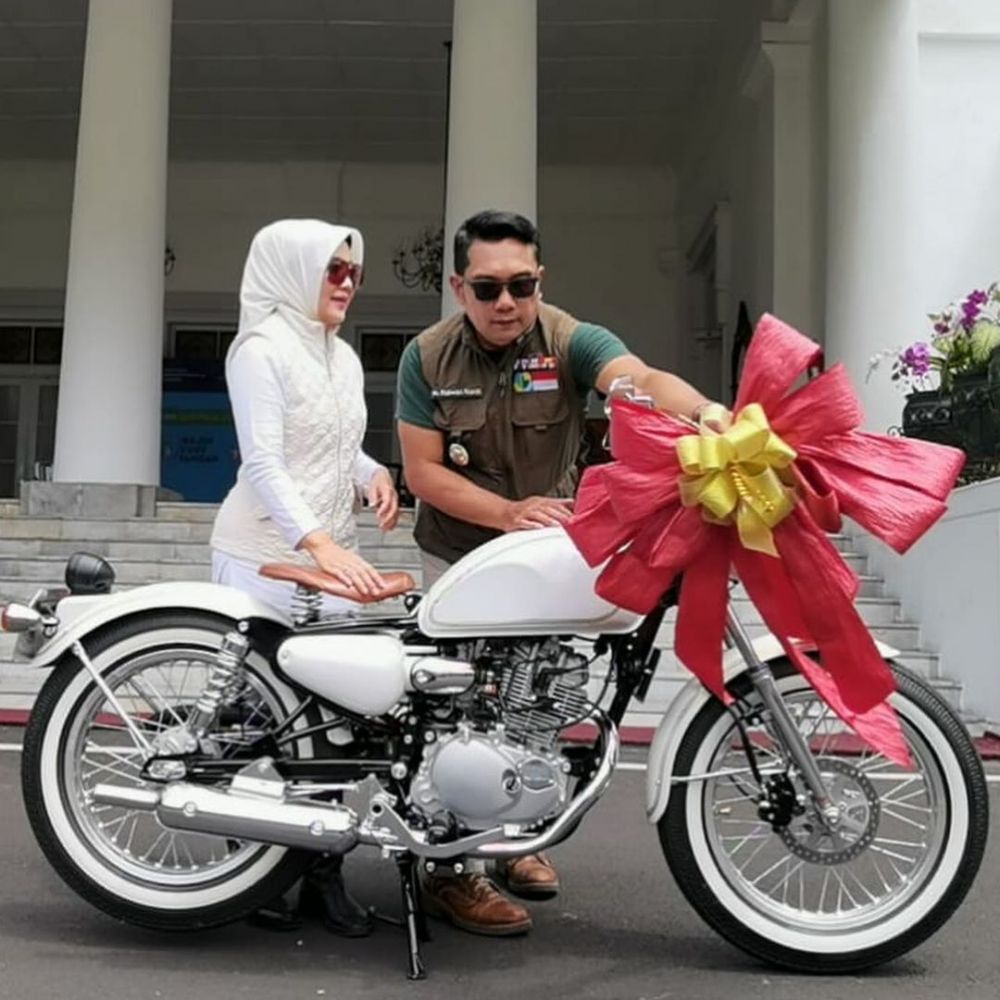 7 Momen Ridwan Kamil beri kado spesial untuk istri di ultah pernikahan