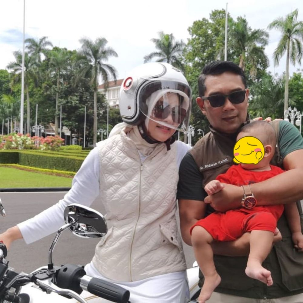 7 Momen Ridwan Kamil beri kado spesial untuk istri di ultah pernikahan