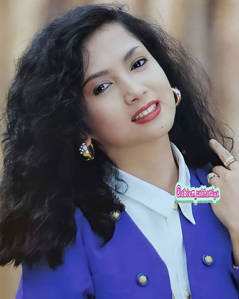 10 Pesona Anna Marten sewaktu muda, anggun memesona