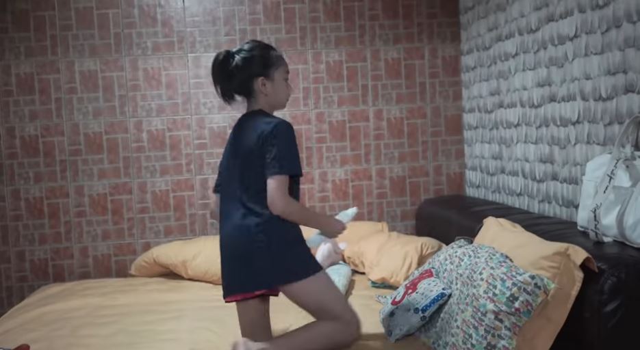 10 Penampakan rumah Enda Ungu, megah dan luas