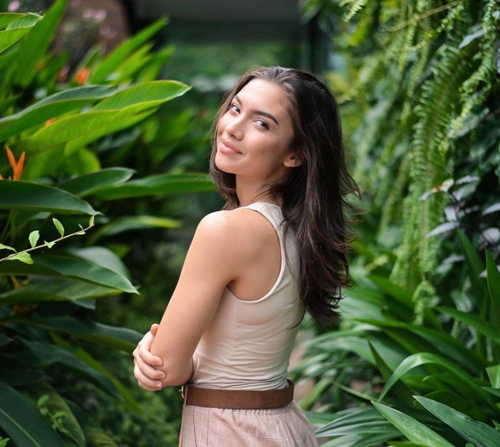 Berwajah blasteran, 10 seleb cantik ini langganan peran antagonis